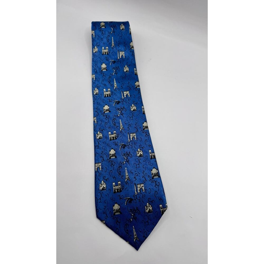 Roger L Paris Tie Blue Eiffel Tower Novelty Silk Travel Paris Theme NEW!